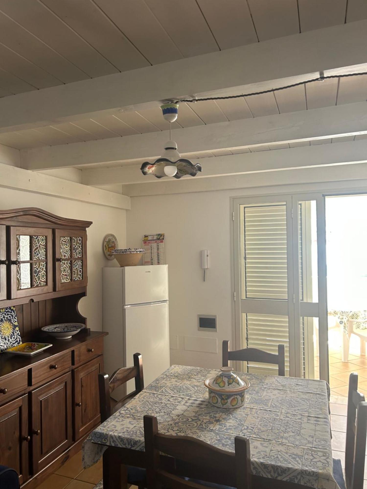 Casa Vacanze Escondido Марсала Экстерьер фото